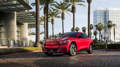 Ford-sales-fourth-quarter-year-2022
