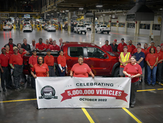 group-of-people-in-plant