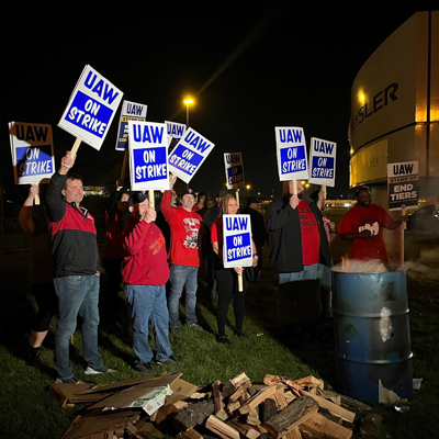 UAW-strike-Ford-GM-Stellantis